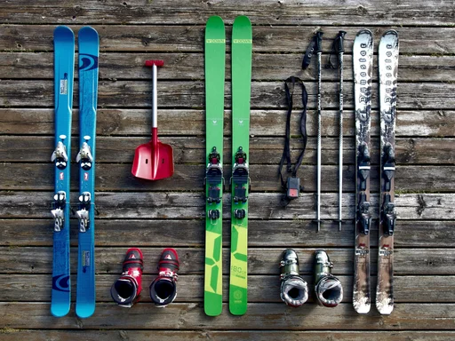 How to choose ski equipment for a beginner